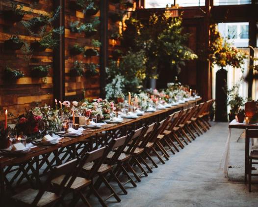 How to Throw An Engagement Party in 10 Steps