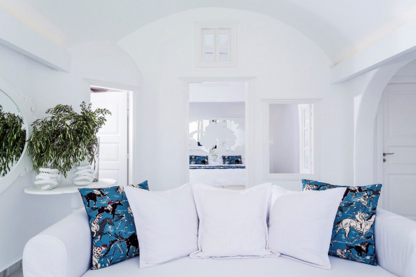 Canaves Oia Suites