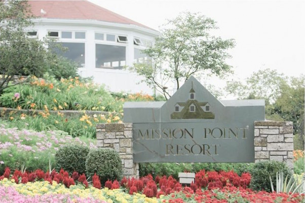 Mission Point Resort