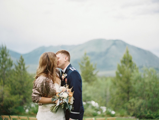 Glacier Park Weddings at Great Northern Resort