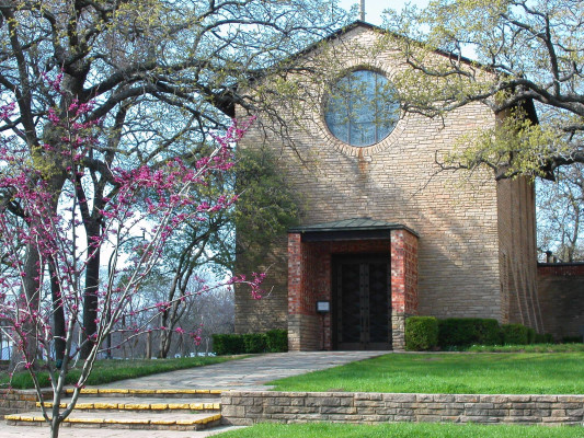 Little Chapel in-the-Woods