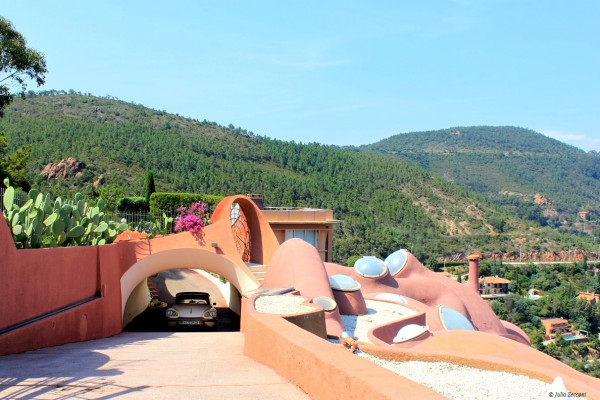 Palais Bulles