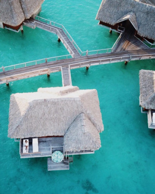 Four Seasons Resort Bora Bora