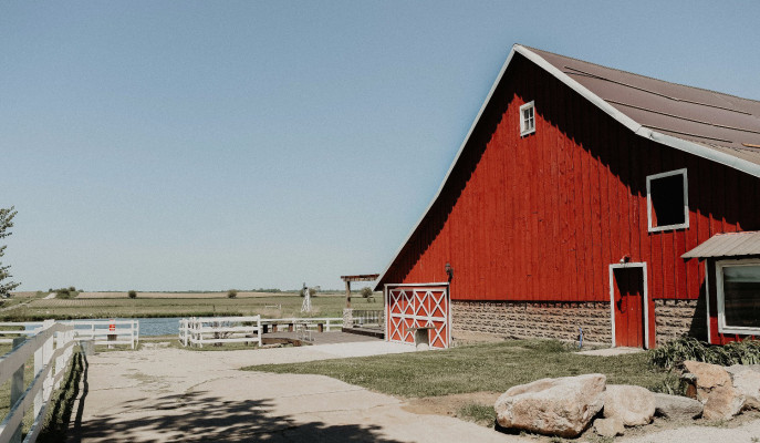 The Rustic Rose Barn