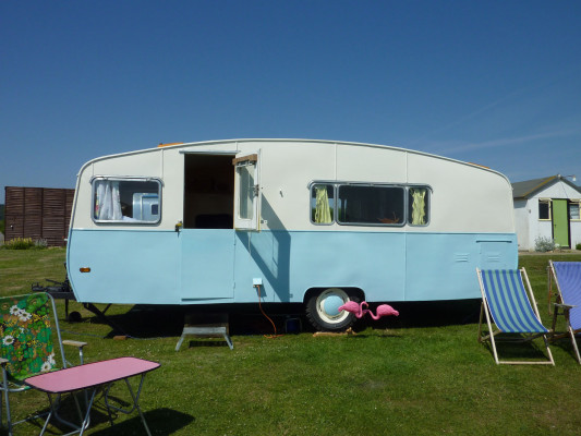 Vintage Vacations Airstream Field