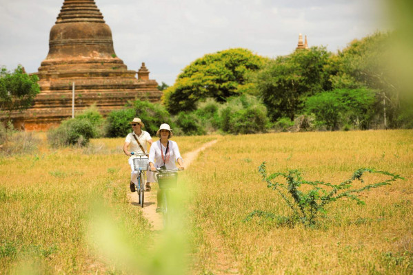 Belmond Road to Mandalay