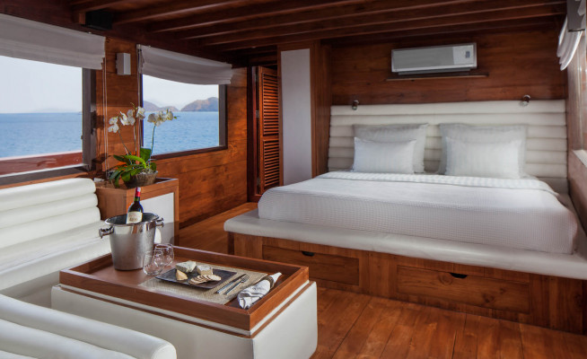 Samata Luxury Yacht