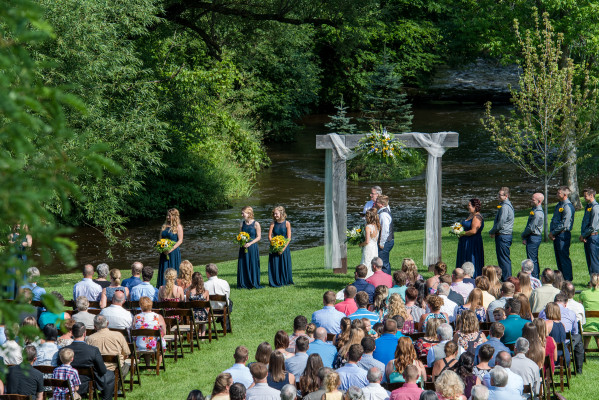 Creekside Farm Weddings & Events