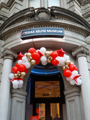 Texas Selfie Museum