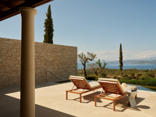 Amanzoe