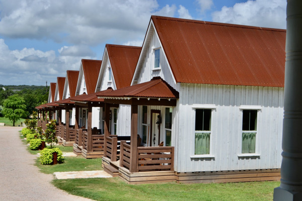 Cedar Break at Howard Ranch - Lodging