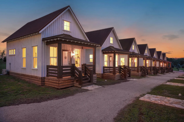 Cedar Break at Howard Ranch - Lodging