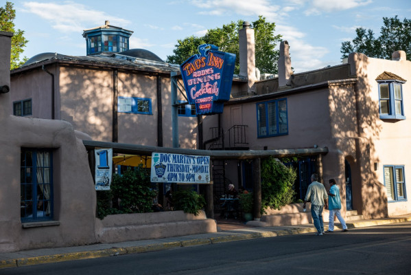 Taos Inn