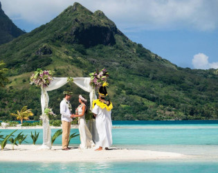 Four Seasons Resort Bora Bora