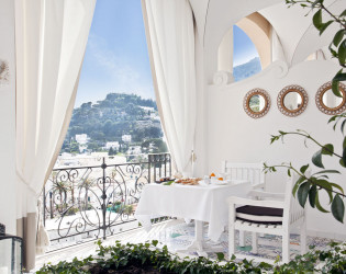 Capri Tiberio Palace