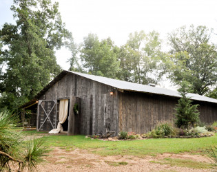 The Barn at Twin Oaks Ranch