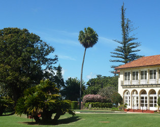 Hui No'eau Visual Arts Center - Maui