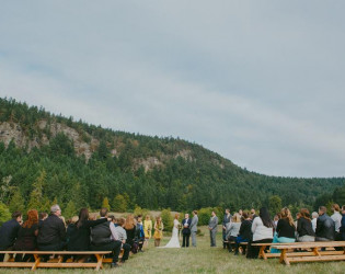 Bird's Eye Cove Farm