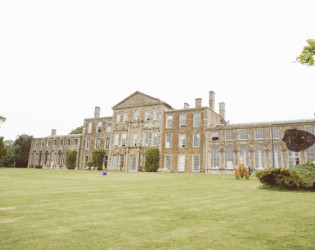 AYNHOE PARK