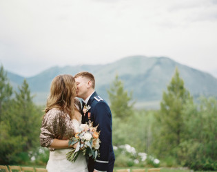 Glacier Park Weddings at Great Northern Resort