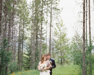 Glacier Park Weddings at Great Northern Resort