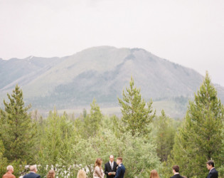 Glacier Park Weddings at Great Northern Resort