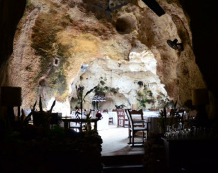 Ali Barbour's Cave Restaurant