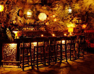 Ali Barbour's Cave Restaurant