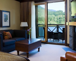 Nita Lake Lodge