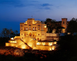 Ananda In The Himalayas