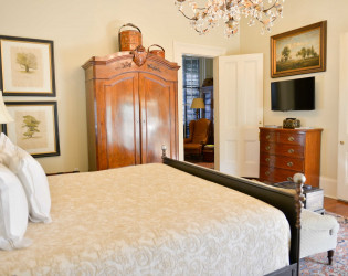 Terrell House Bed & Breakfast