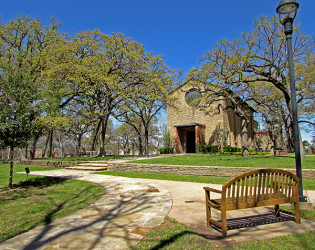 Little Chapel in-the-Woods