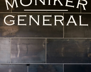 Moniker General