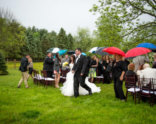 WoodsEdge Farm Weddings & Events