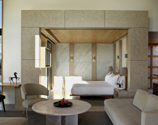 Amanzoe