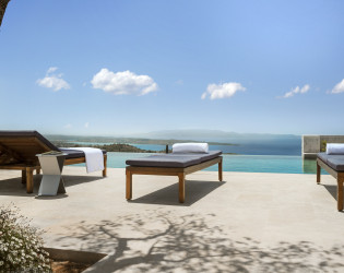 Amanzoe