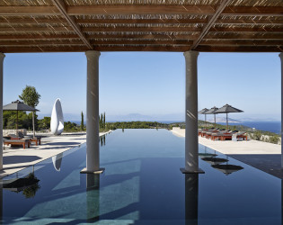 Amanzoe