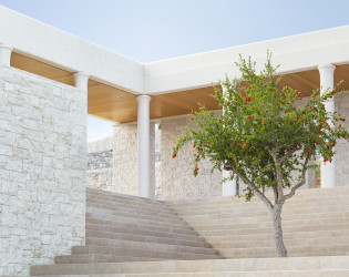 Amanzoe