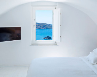 Canaves Oia Suites