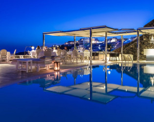 Canaves Oia Suites