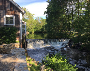 Graybarns on the Silvermine River