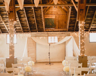 The Rustic Rose Barn