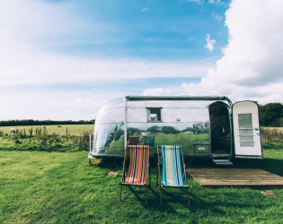 Vintage Vacations Airstream Field