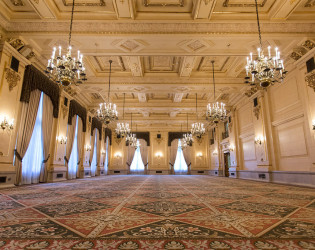 The Fort Garry Hotel, Spa and Conference Centre