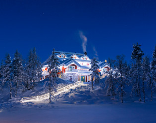 Kakslauttanen Arctic Resort