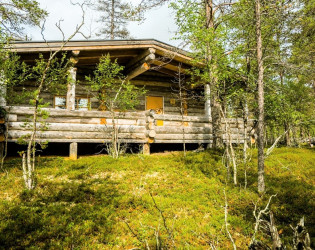 Kakslauttanen Arctic Resort