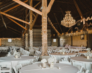 The Rustic Rose Barn