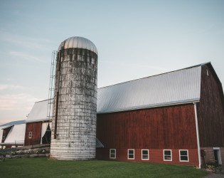 Best View Barn