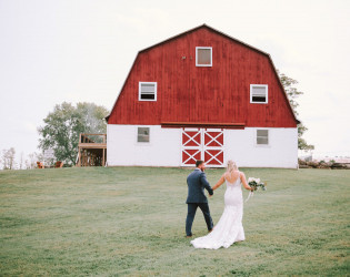 Best View Barn