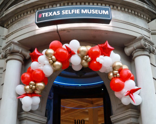 Texas Selfie Museum